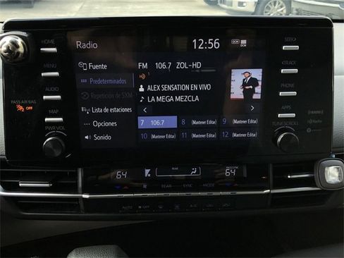 Used 2021 Toyota Sienna LE image 24