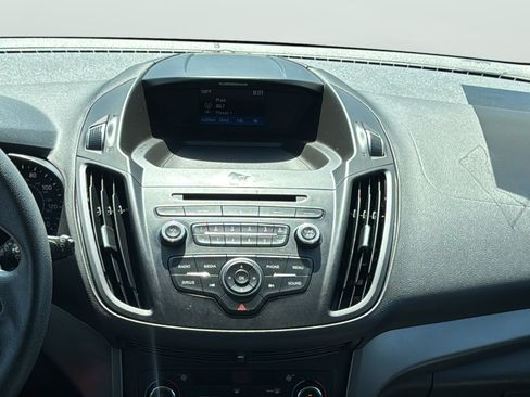 Used 2017 Ford Escape SE FWD image 23
