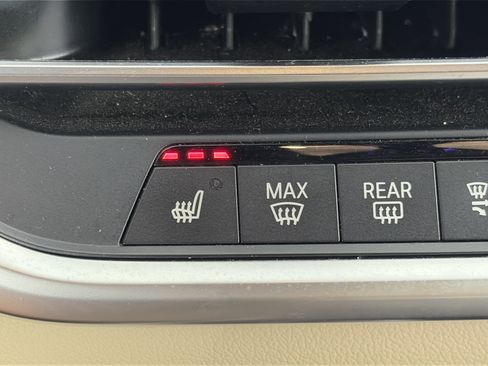 Used 2019 BMW X5 xDrive40i w/ Premium Package 2 AWD/4WD image 22