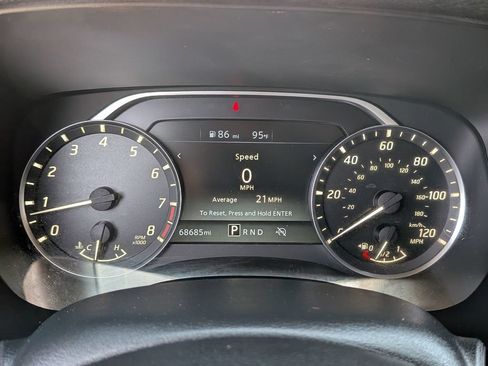 Certified 2024 Nissan Frontier SV w/ Tow Package RWD image 20