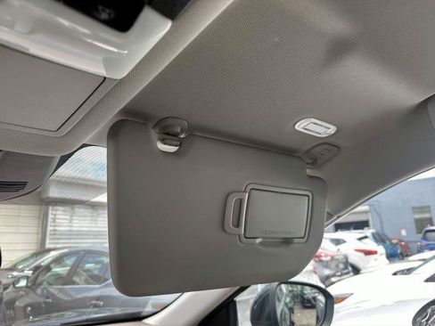 Certified 2022 Nissan Rogue SV AWD/4WD image 27