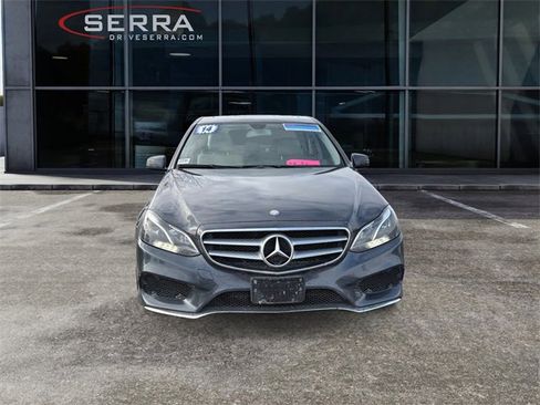 Used 2014 Mercedes-Benz E 350 4MATIC Sedan image 8