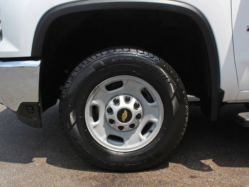 Used 2024 Chevrolet Silverado 2500 W/T w/ WT Convenience Package AWD/4WD image 38