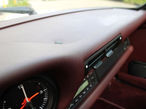 Used 1987 Porsche 911 Carrera image 21