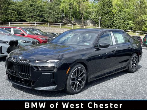 Used 2026 BMW 740i xDrive AWD/4WD image 1