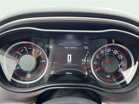Used 2021 Dodge Challenger SXT image 19