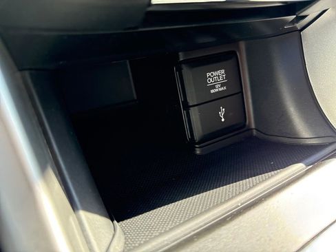 Used 2015 Honda Accord Sport image 29