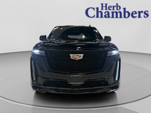 Certified 2023 Cadillac Escalade ESV V image 4
