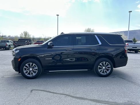 Used 2024 Chevrolet Tahoe LT w/ Luxury Package image 4