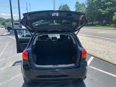 Used 2017 Mitsubishi Outlander Sport ES AWD/4WD image 5
