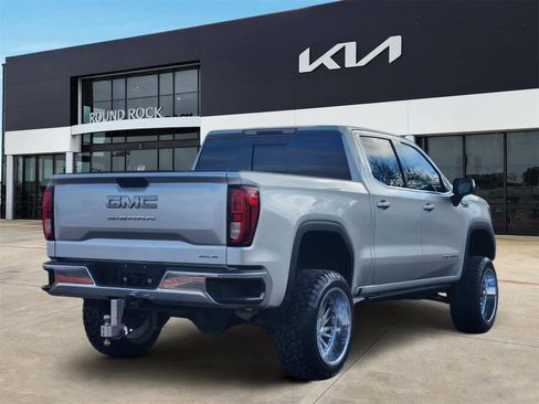 Used 2019 GMC Sierra 1500 SLE w/ SLE Value Package image 5