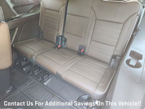 New 2026 GMC Yukon Denali Ultimate w/ LPO, Floor Liner Package AWD/4WD image 24