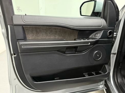 Used 2020 Ford Expedition Max Limited w/ Equipment Group 301A image 21