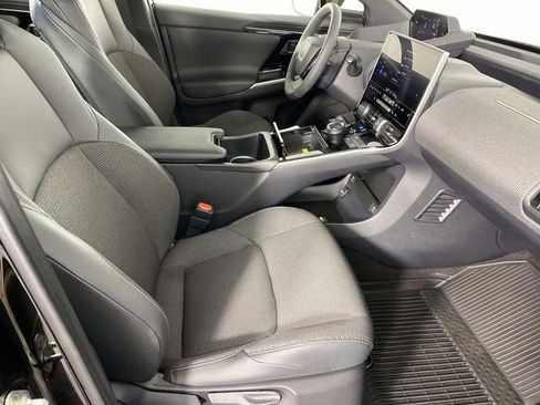 Used 2025 Toyota bZ4X XLE w/ Weather Package image 11