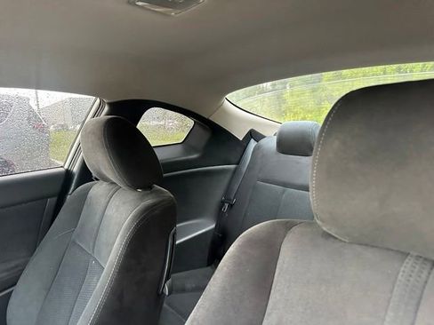 Used 2010 Nissan Altima 2.5 S w/ Convenience Pkg FWD image 12