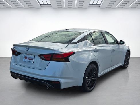 New 2026 Nissan Altima 2.5 SV w/ SV Special Edition Package FWD image 4