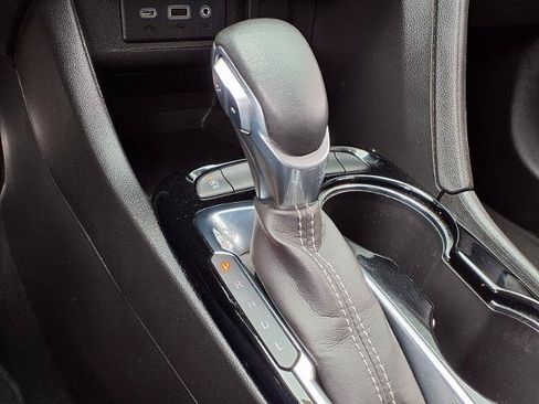 Used 2023 Buick Encore GX Select w/ Sport Touring Package FWD image 13