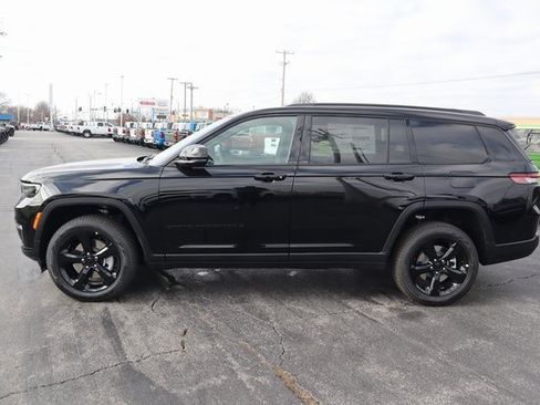 New 2025 Jeep Grand Cherokee L Limited image 21