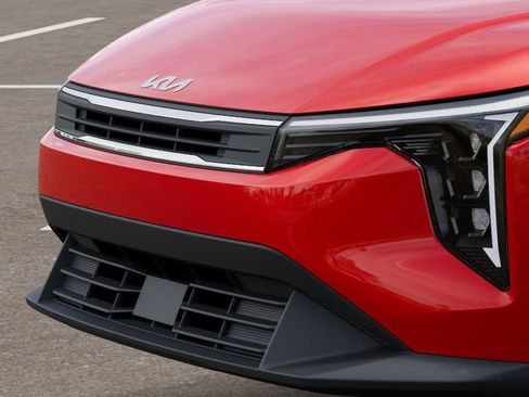 New 2026 Kia K4 LXS FWD image 12