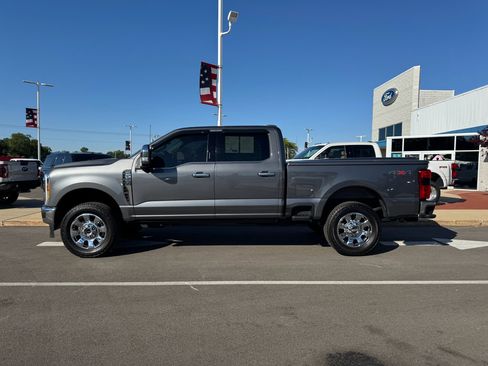 Used 2023 Ford F250 Lariat w/ Chrome Package AWD/4WD image 5