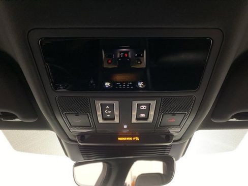 Used 2024 Jaguar F-PACE R-Dynamic S image 64