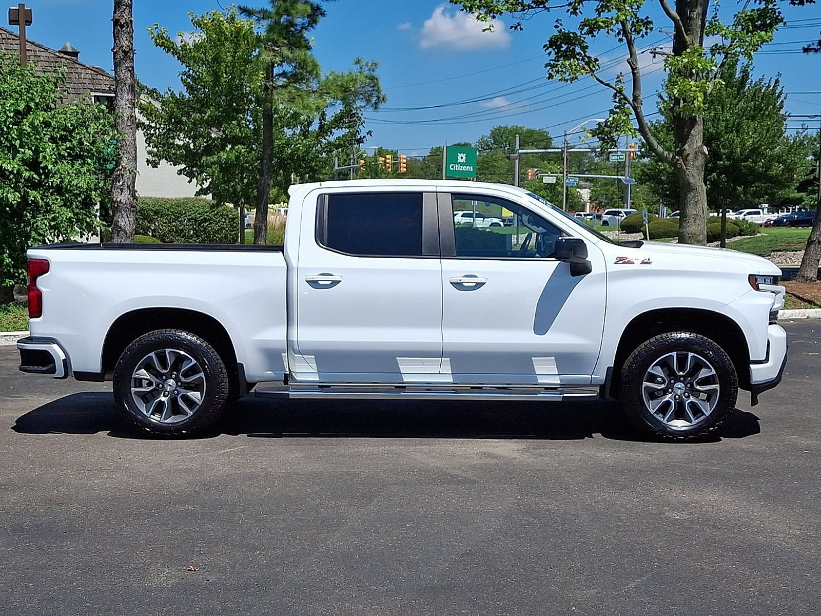 Certified 2021 Chevrolet Silverado 1500 RST AWD/4WD image 26
