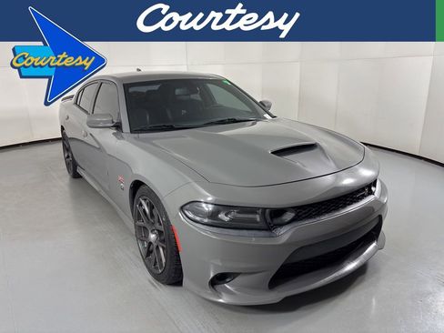 Used 2019 Dodge Charger Scat Pack w/ Plus Group image 1