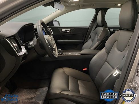 Used 2025 Volvo S60 B5 Core image 20