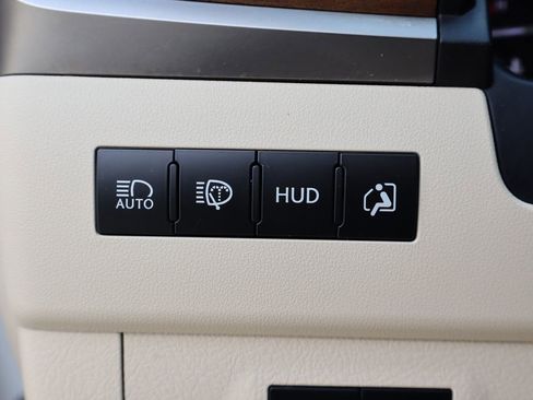 Used 2016 Lexus LX 570 4WD image 21