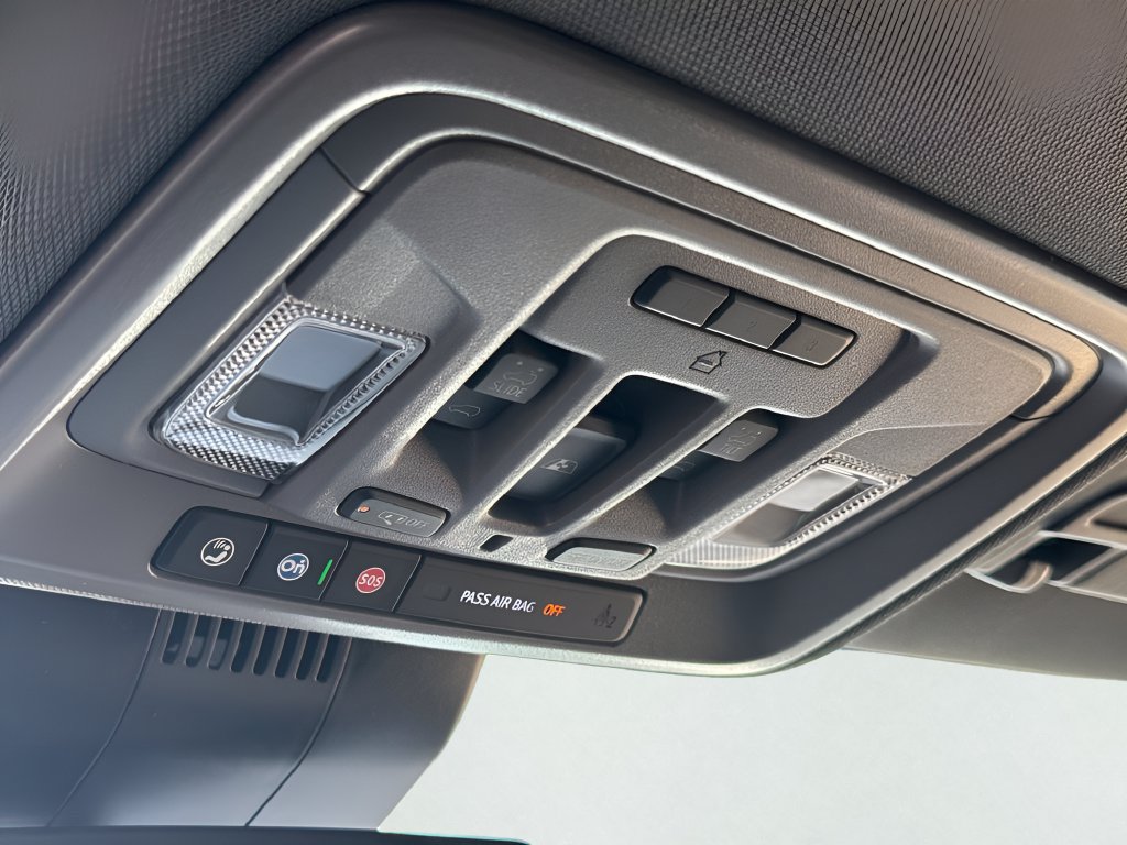 New 2026 GMC Sierra 1500 SLT AWD/4WD image 18