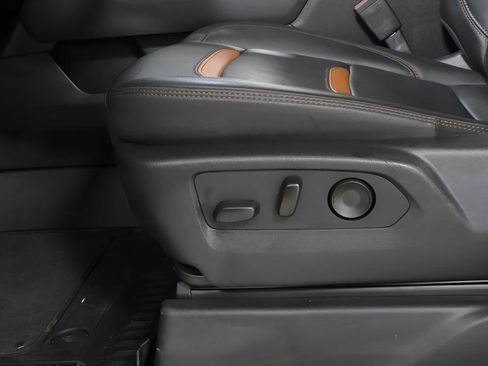 Used 2025 GMC Sierra 2500 AT4 w/ AT4 Premium Plus Package AWD/4WD image 22