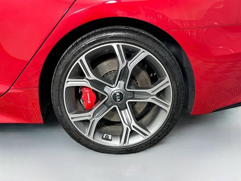 Used 2021 Kia Stinger GT2 RWD image 32