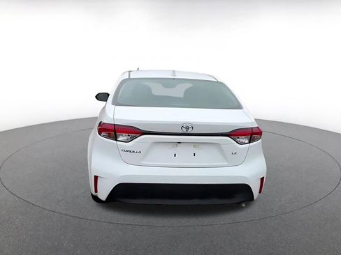 Used 2025 Toyota Corolla LE image 12