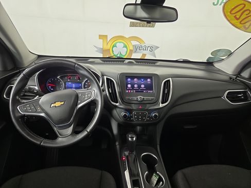 Certified 2020 Chevrolet Equinox LT w/ Driver Convenience Package image 13
