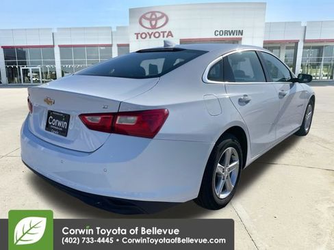 Used 2024 Chevrolet Malibu LT FWD image 5