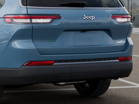 New 2026 Jeep Grand Cherokee L Limited RWD image 13