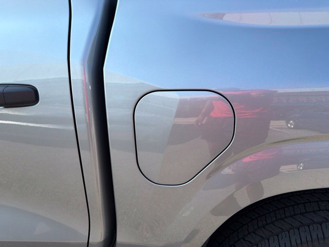Used 2026 Chevrolet Colorado W/T RWD image 14