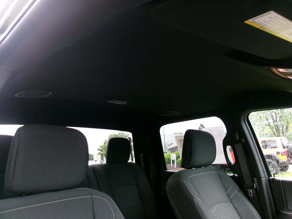 Certified 2025 RAM 2500 Big Horn AWD/4WD image 20