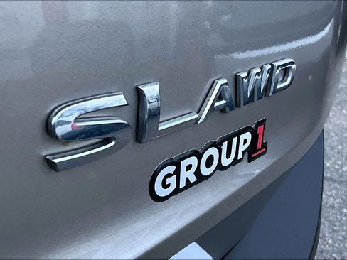 Used 2021 Nissan Rogue SL image 9