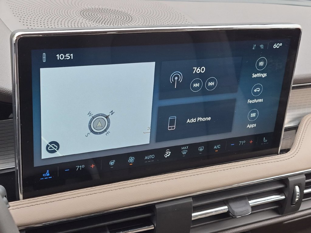 Used 2024 Lincoln Corsair AWD w/ Equipment Group 101A image 19