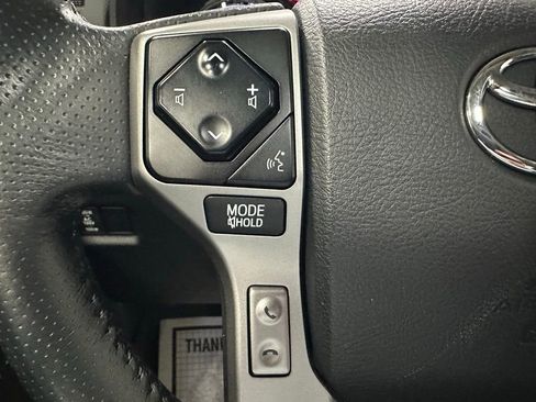 Used 2020 Toyota 4Runner Limited AWD/4WD image 19