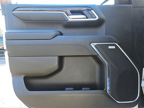 Used 2022 GMC Sierra 1500 Elevation w/ Elevation Premium Package image 23