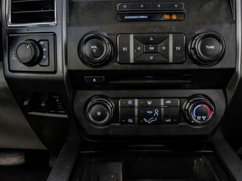 Used 2017 Ford F250 XLT w/ XLT Value Package image 25