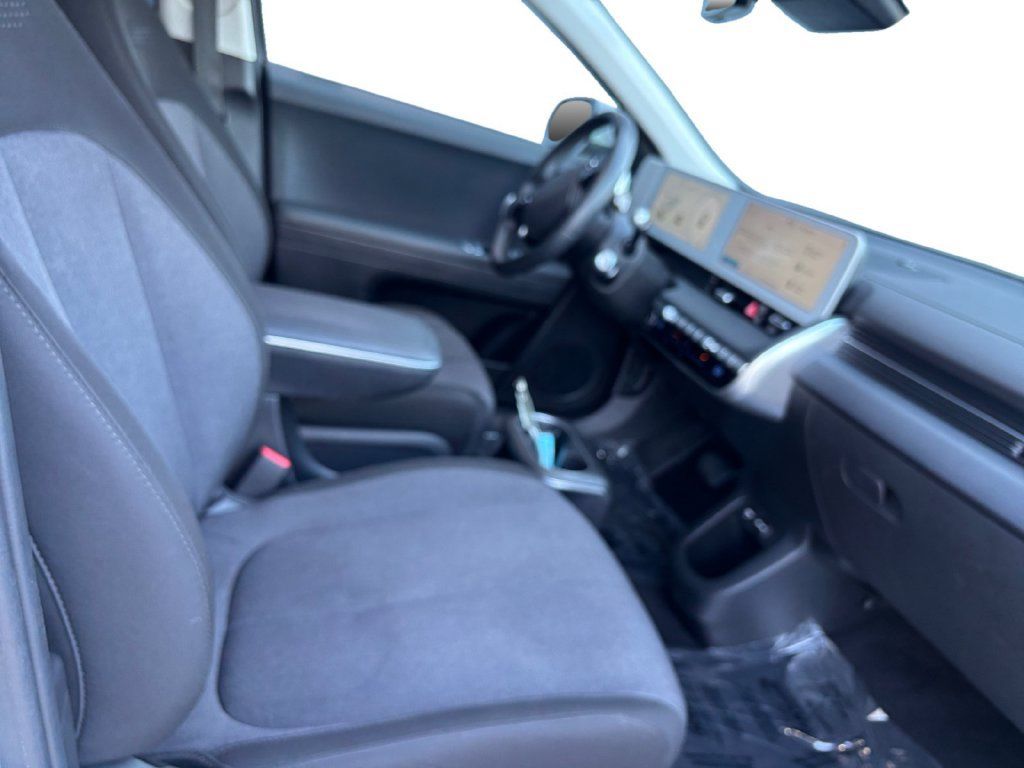 Used 2024 Hyundai Ioniq 5 SEL RWD image 16