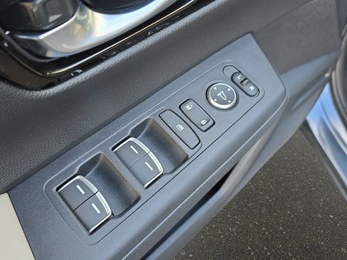 Certified 2025 Honda CR-V EX-L image 28