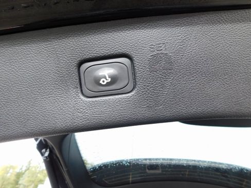 Used 2024 Ford Edge SEL w/ Convenience Package image 24