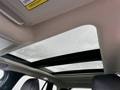 Used 2023 MAZDA CX-50 2.5 S w/ Cargo Package image 21