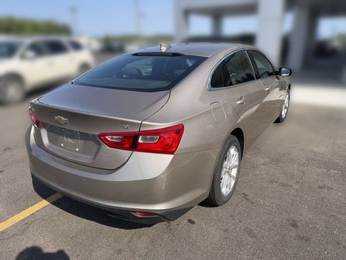 Used 2023 Chevrolet Malibu LT w/ Driver Confidence Package FWD image 5