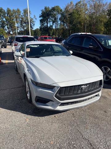 Certified 2026 Ford Mustang Coupe RWD image 2
