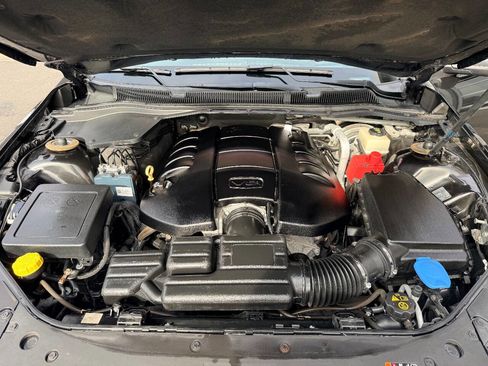 Used 2014 Chevrolet SS image 40